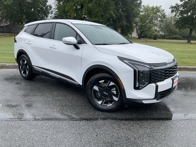 New 2026 Kia Sportage LX w/ LX Convenience Package image 2