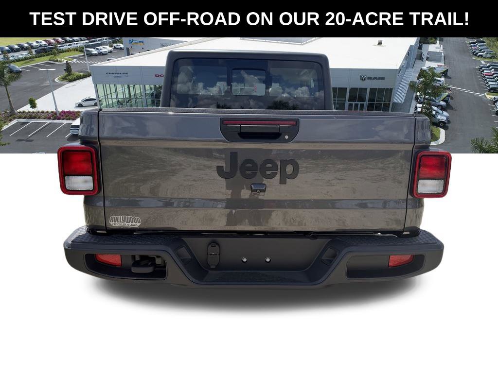 New 2026 Jeep Gladiator Sport AWD/4WD image 9