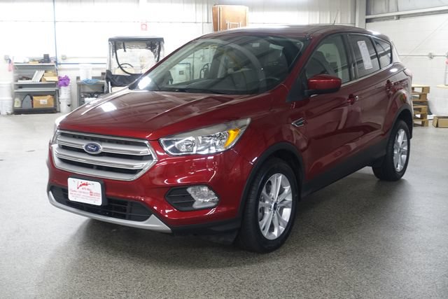 Used 2019 Ford Escape SE FWD image 3
