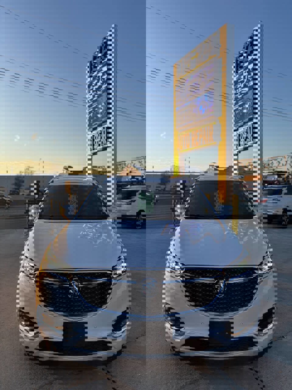 Used 2020 Buick Enclave Avenir w/ Avenir Technology Package image 2