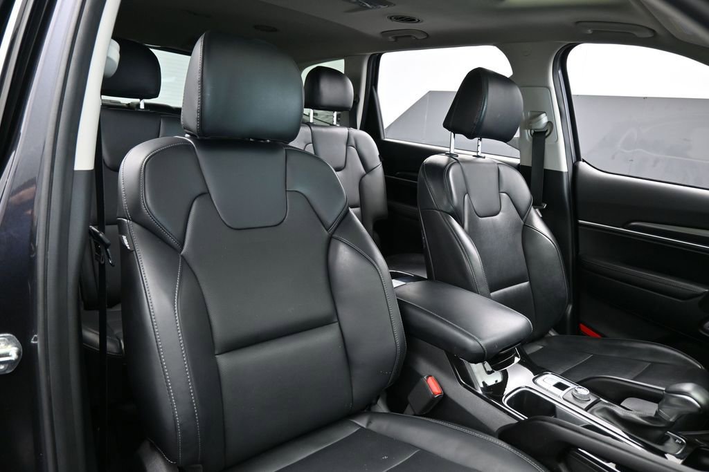 Used 2025 Kia Telluride S FWD image 54