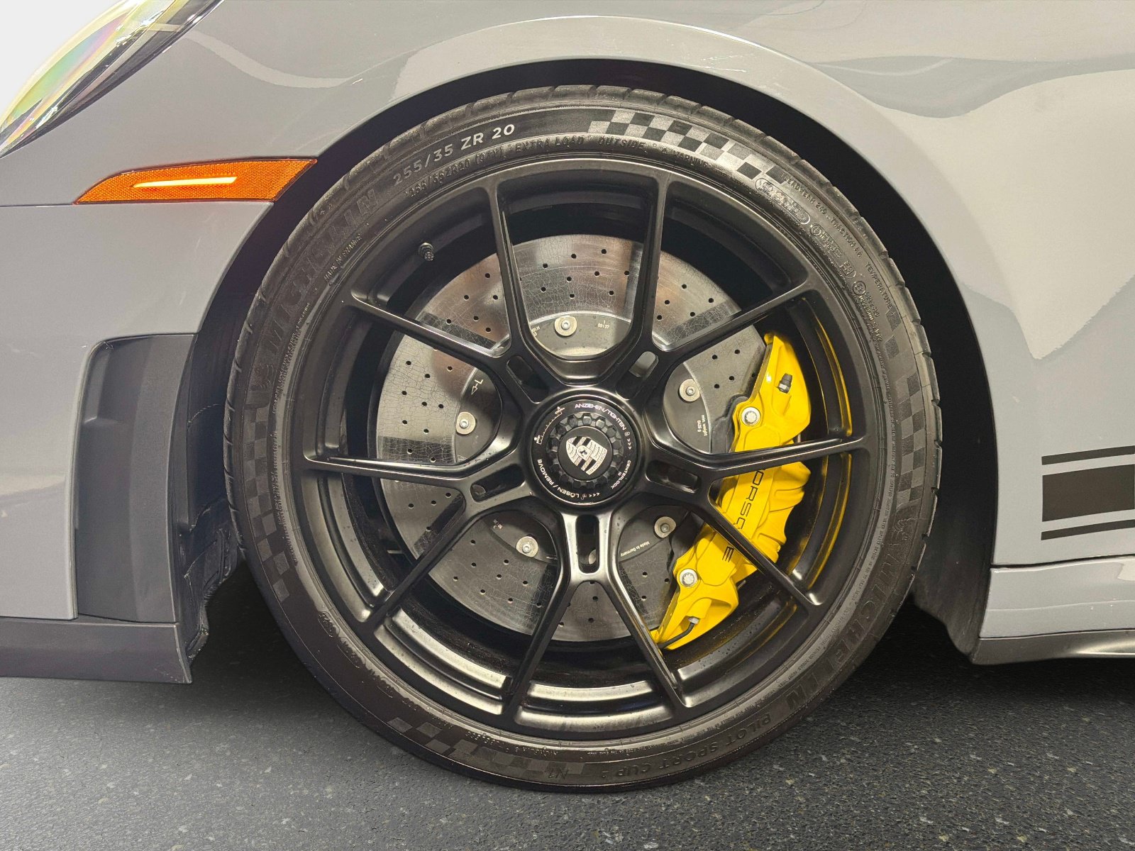 Used 2025 Porsche 911 GT3 RWD image 12