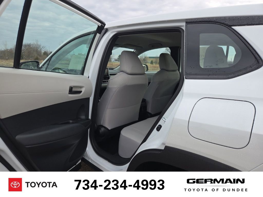 New 2026 Toyota Corolla Cross L image 33