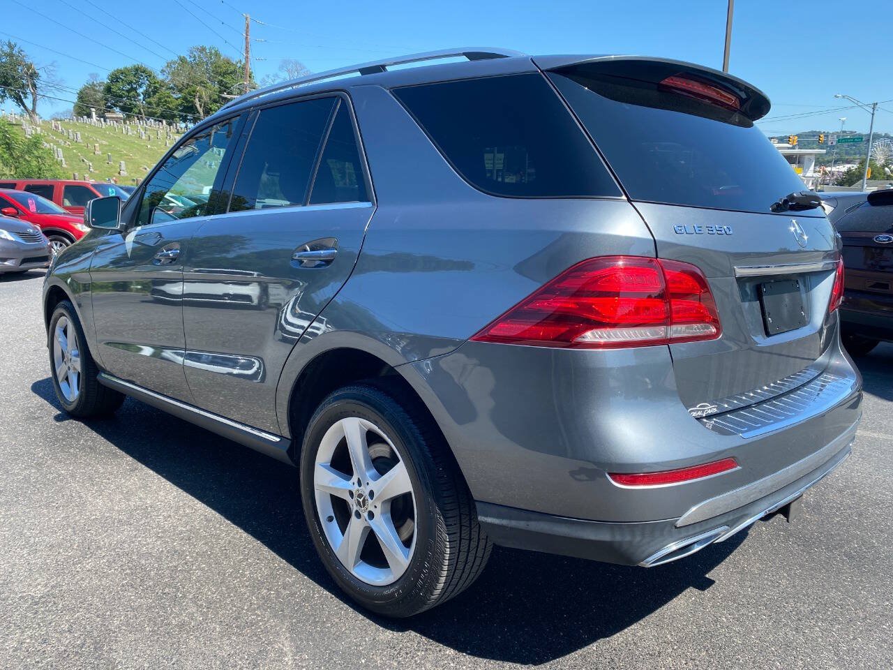 Used 2018 Mercedes-Benz GLE 350 4MATIC w/ Premium 1 Package image 5