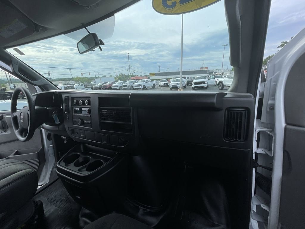 Used 2025 GMC Savana 2500 w/ Driver Convenience Package RWD image 24