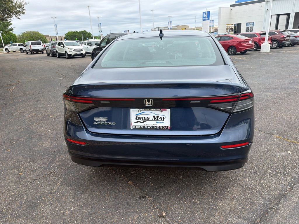 Used 2023 Honda Accord EX image 4