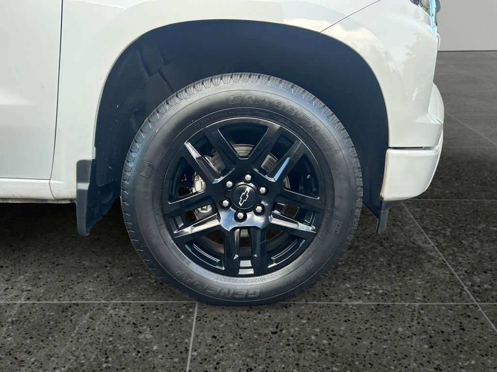 Used 2023 Chevrolet Silverado 1500 RST w/ Rally Edition image 9