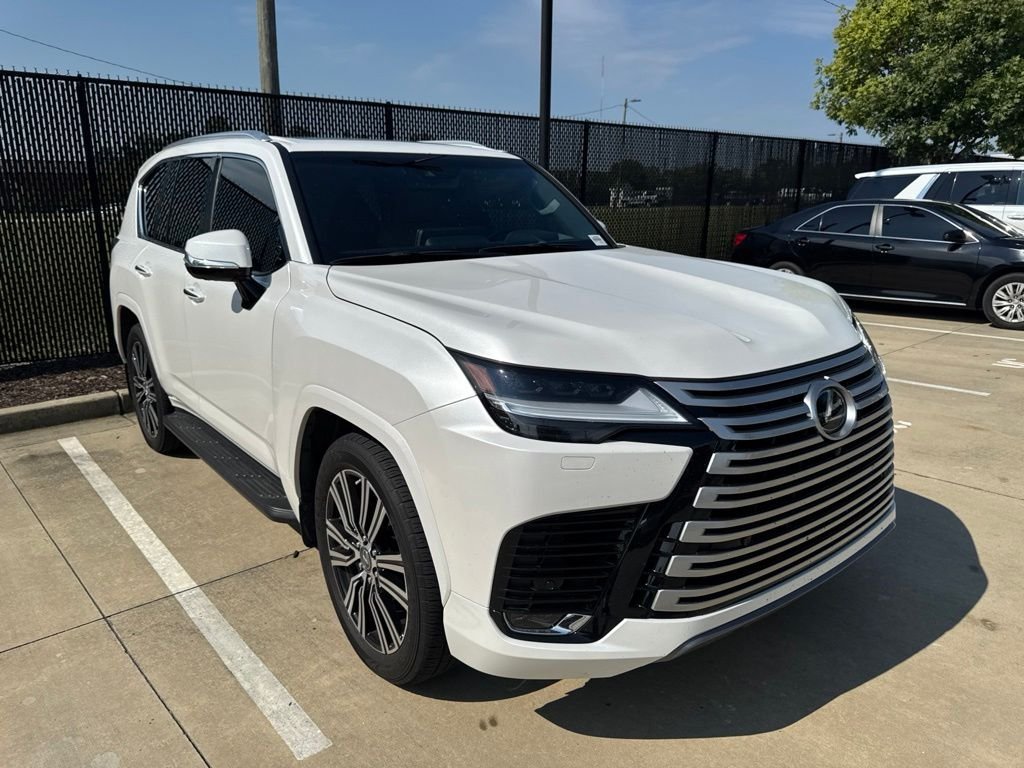 Used 2023 Lexus LX 600 4WD w/ Luxury Package video 2