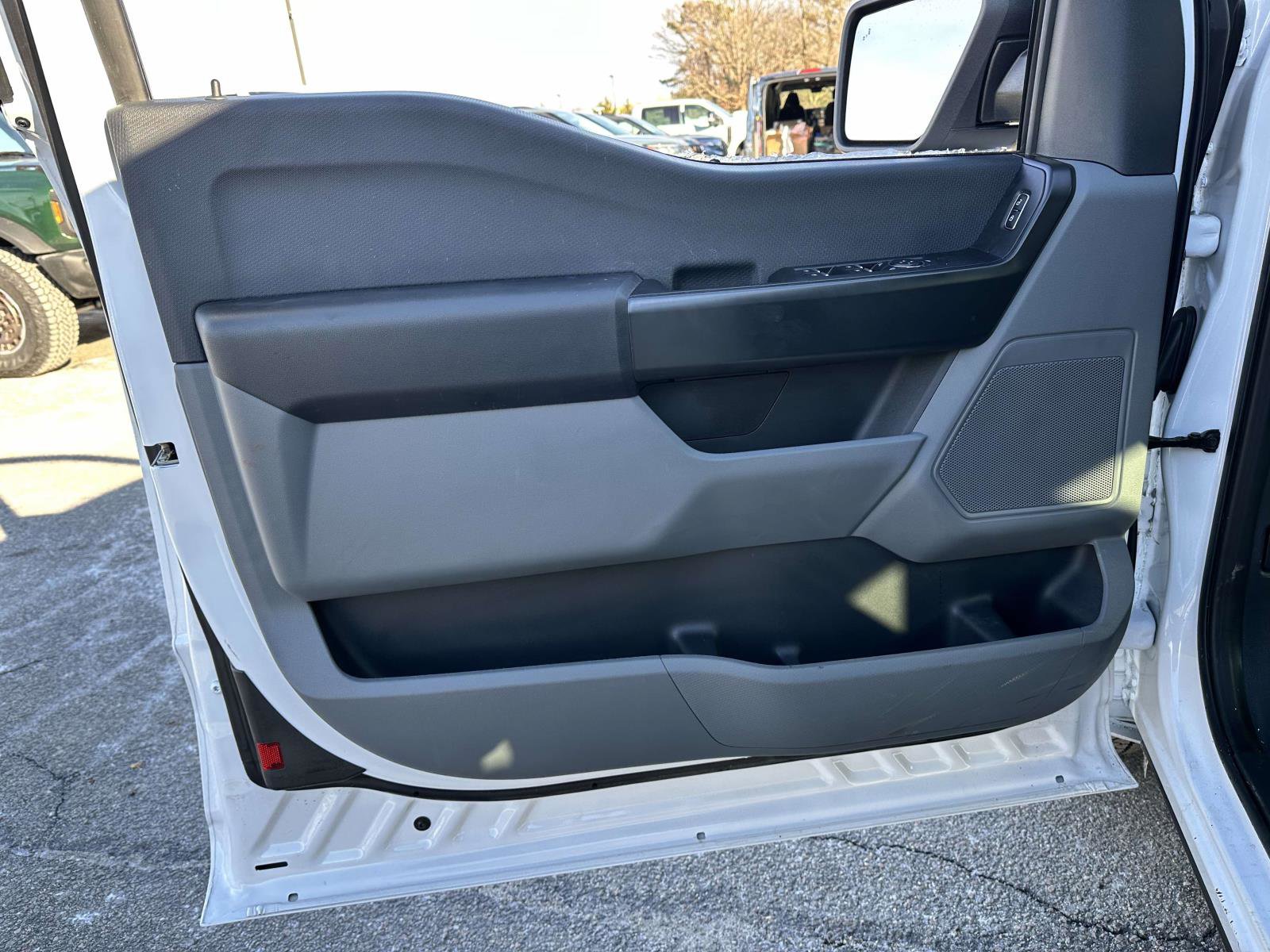 Used 2025 Ford F150 XL w/ Equipment Group 103A High image 9