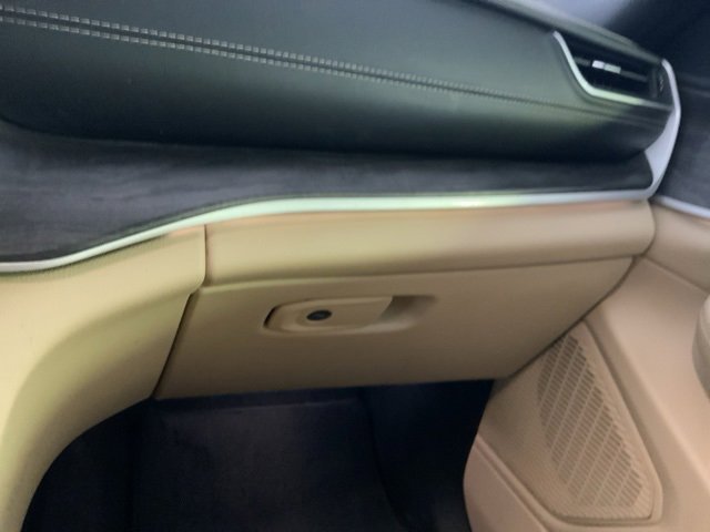 Used 2023 Jeep Grand Cherokee L Limited w/ Luxury Tech Group II image 18