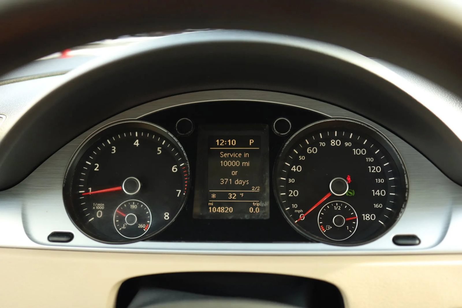 Used 2013 Volkswagen CC R-Line FWD image 27