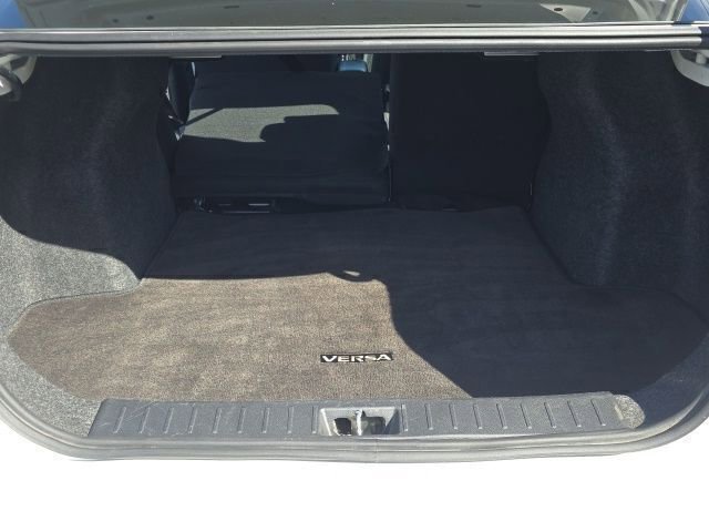 Used 2024 Nissan Versa SV image 23