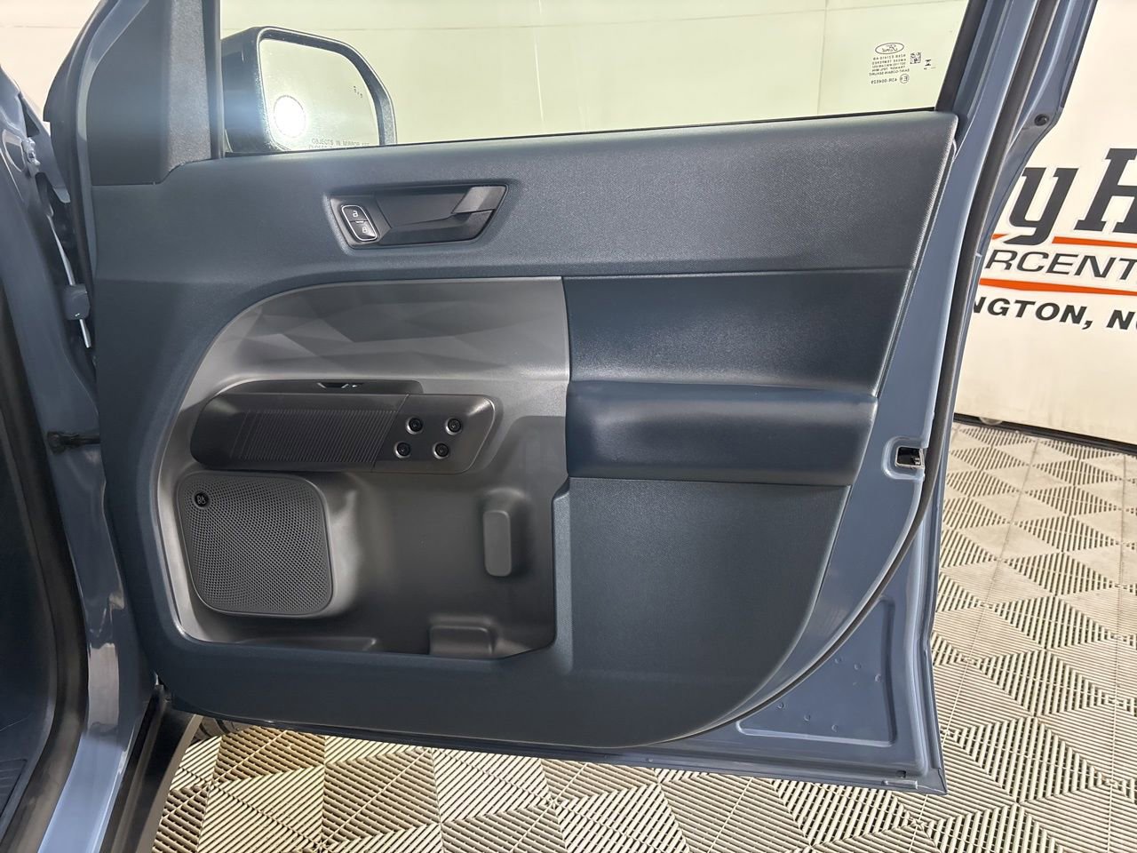 Used 2024 Ford Maverick Lariat w/ Black Appearance Package image 26