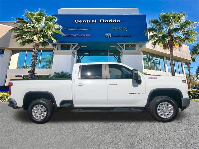 Used 2024 Chevrolet Silverado 2500 LT image 4