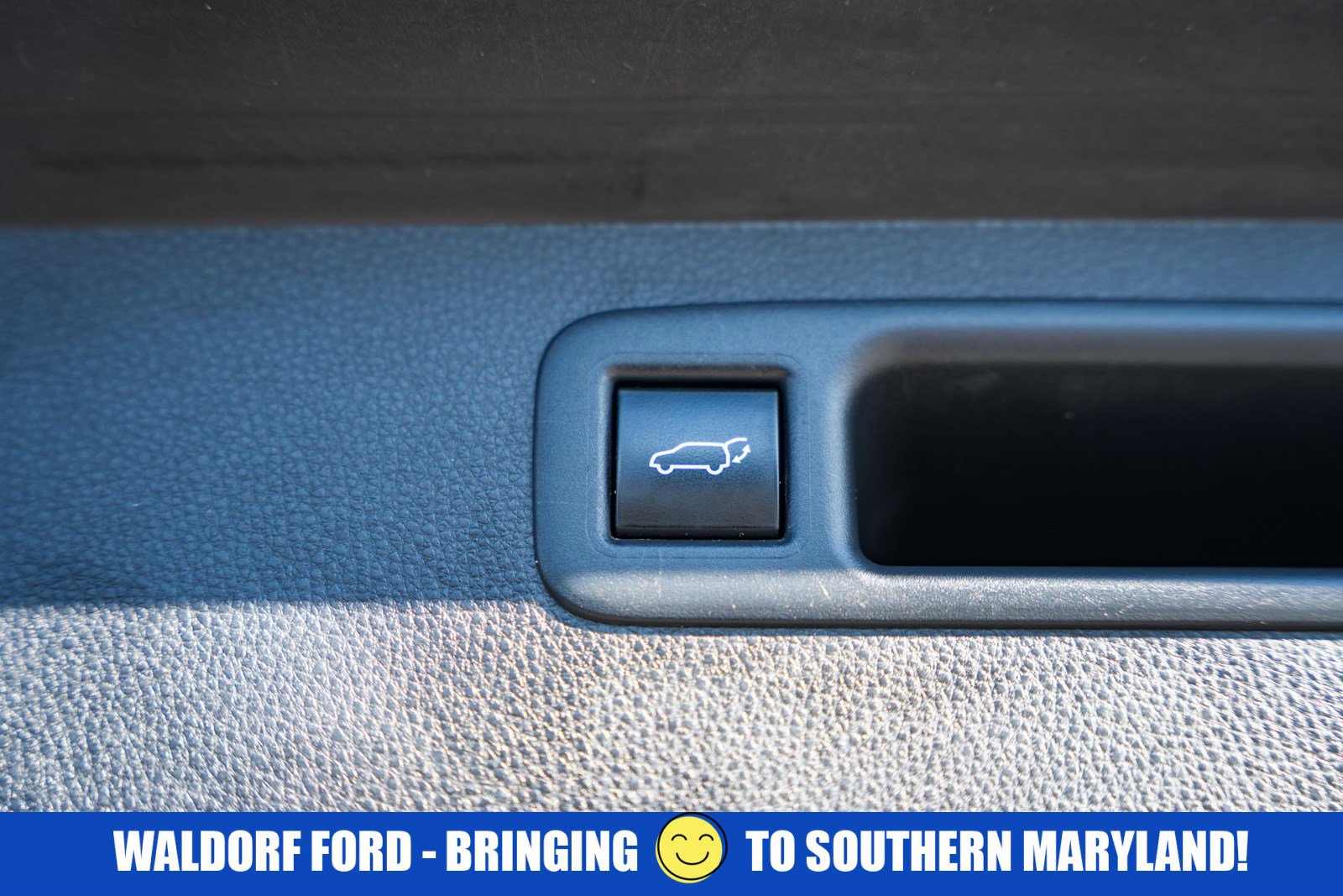 Used 2020 Toyota Highlander XLE image 10