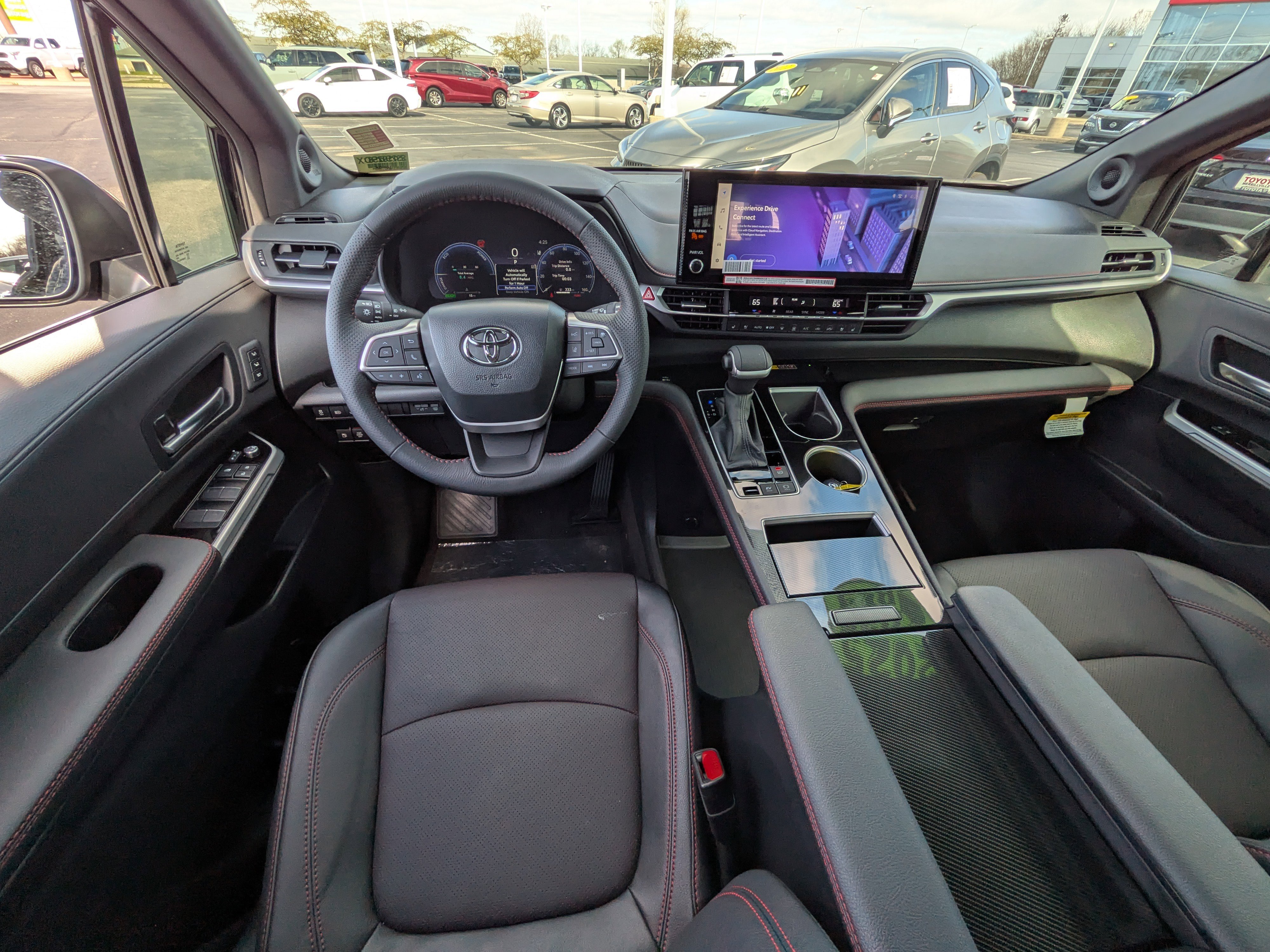 Used 2025 Toyota Sienna XSE w/ XSE Premium Package AWD/4WD image 13