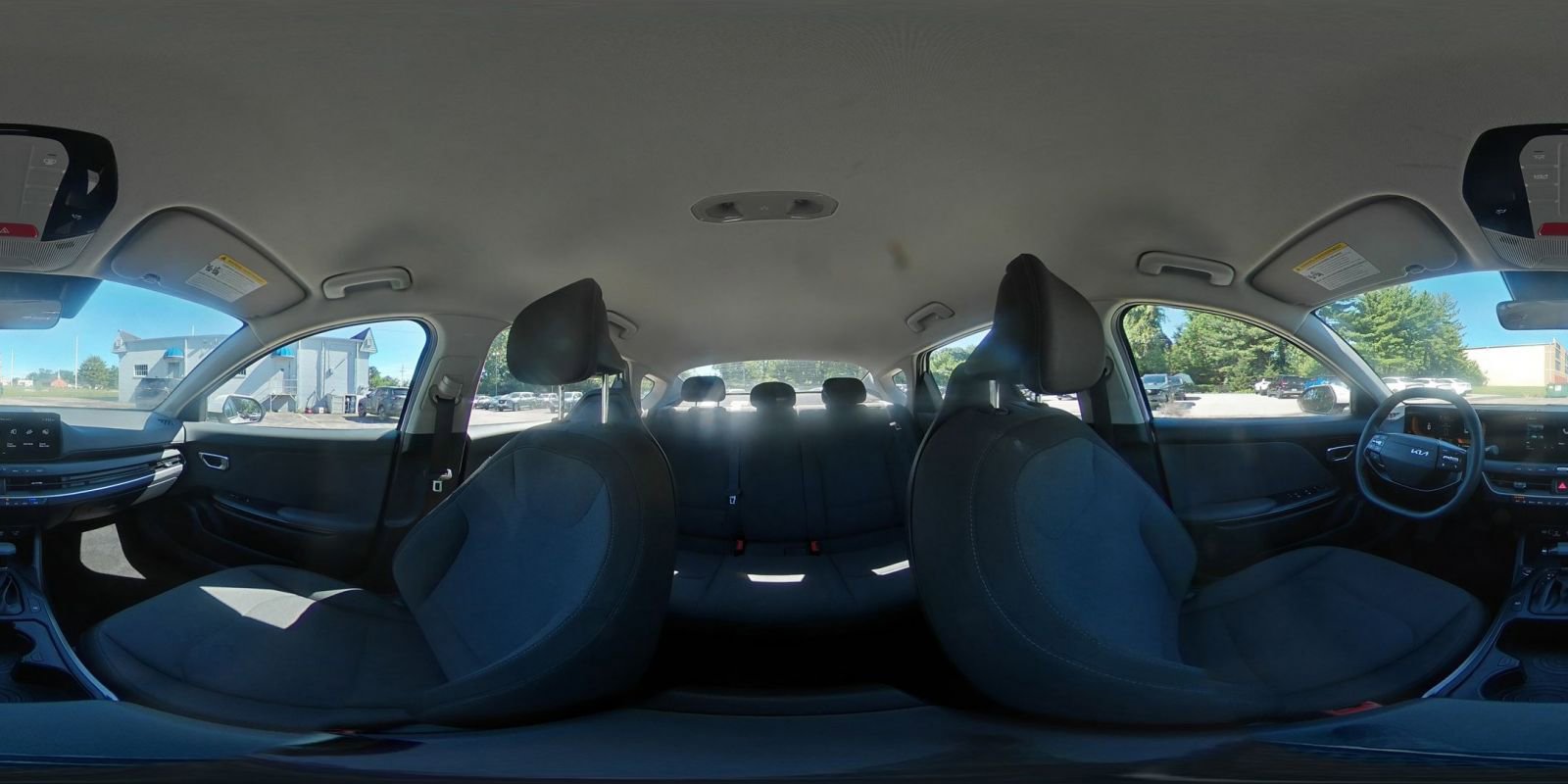 Used 2025 Kia K4 FWD image 41