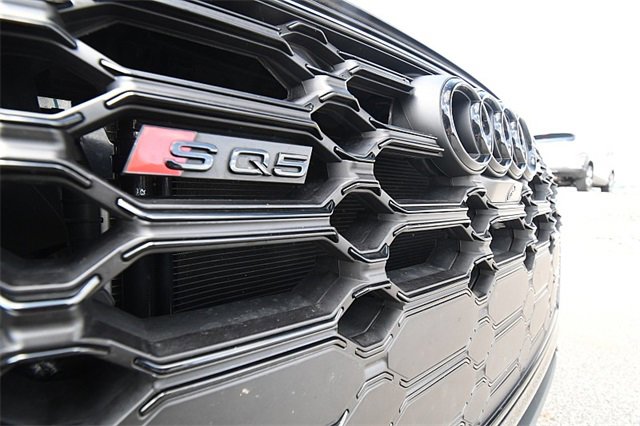 Used 2024 Audi SQ5 Premium Plus image 30