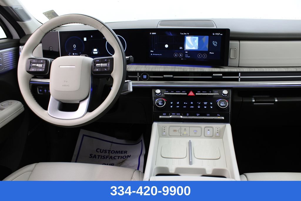 Used 2025 Hyundai Santa Fe Calligraphy image 8