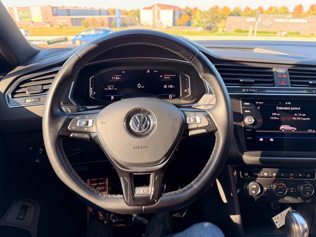 Used 2020 Volkswagen Tiguan SEL Premium R-Line w/ 3rd Row Seat Package AWD/4WD image 17