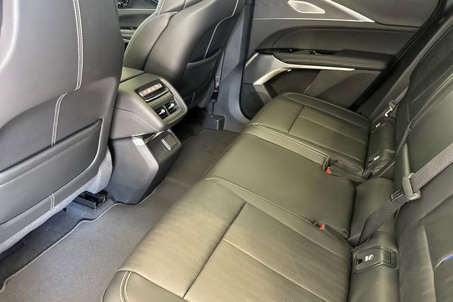 New 2026 Cadillac Lyriq V image 12