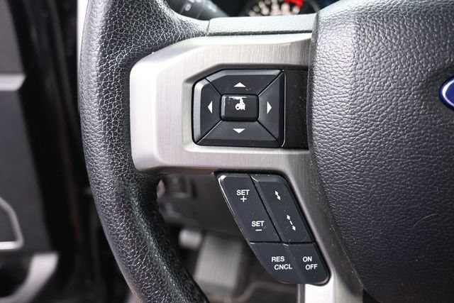 Used 2015 Ford F150 Platinum w/ Equipment Group 701A Luxury AWD/4WD image 28