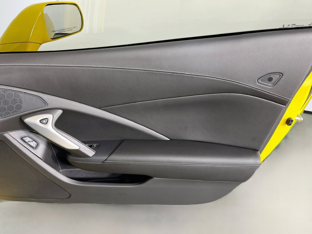 Used 2016 Chevrolet Corvette Stingray Coupe w/ Carbon Flash Badge Package RWD image 35
