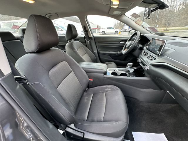Used 2024 Nissan Altima 2.5 SV image 28