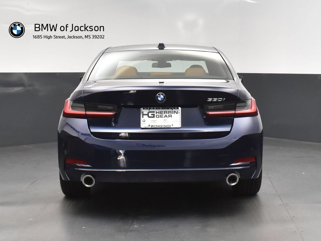 New 2026 BMW 330i Sedan w/ Convenience Package RWD image 6