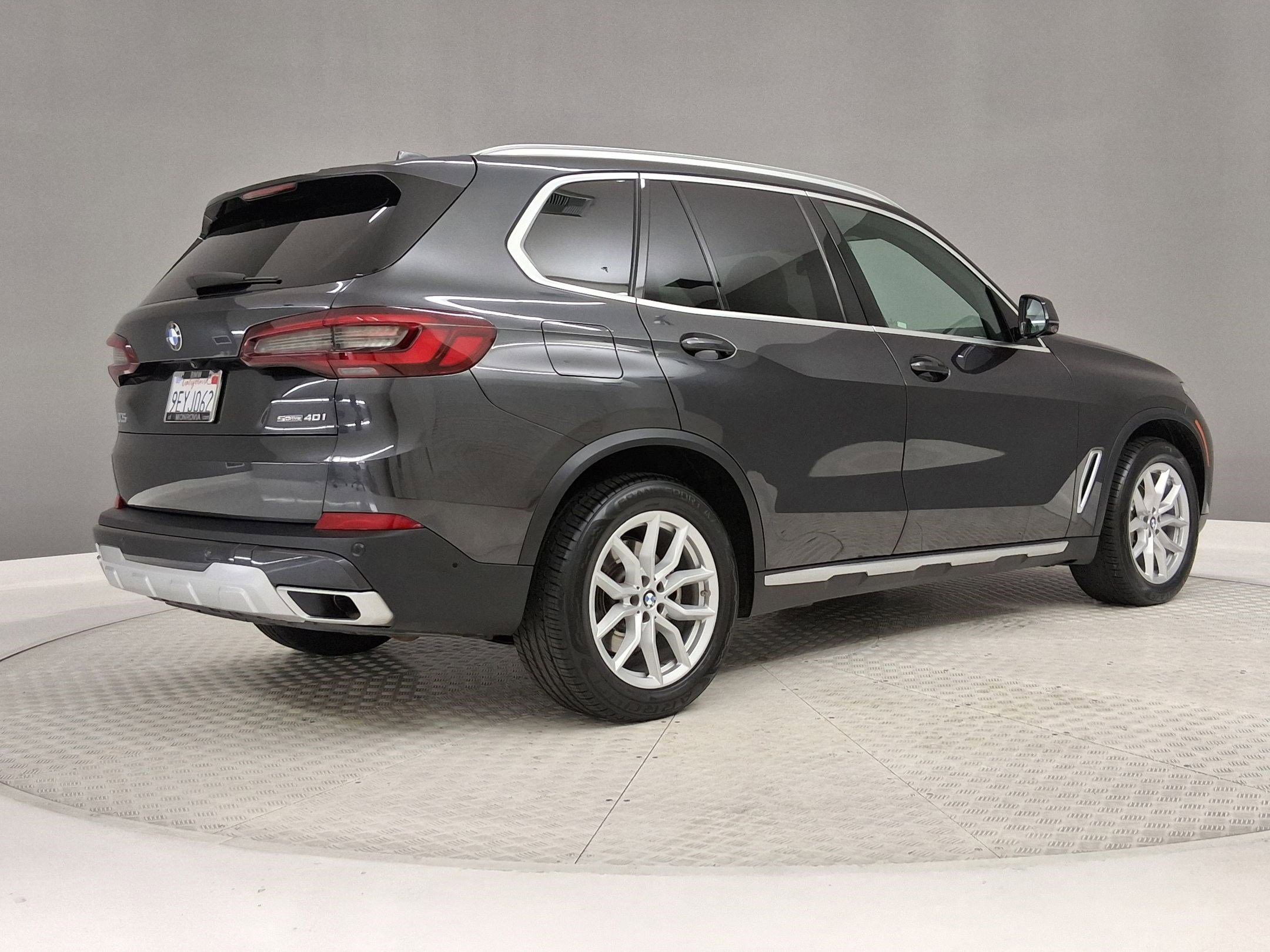 Used 2022 BMW X5 sDrive40i w/ Parking Assistance Package RWD image 7