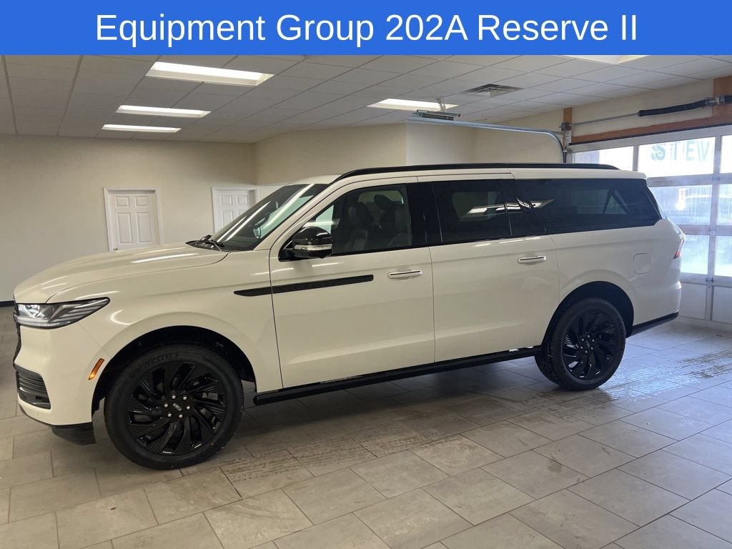 New 2026 Lincoln Navigator L Reserve w/ Jet Appearance Package AWD/4WD image 5