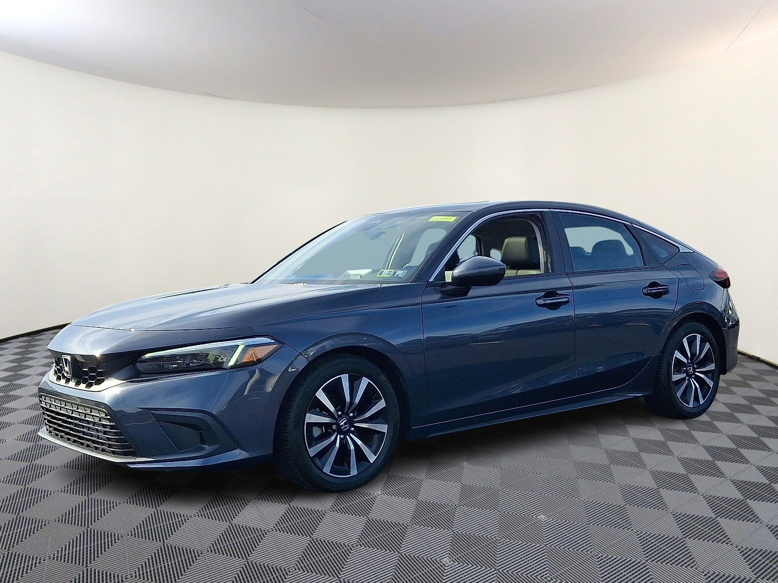 Used 2022 Honda Civic EX-L image 3