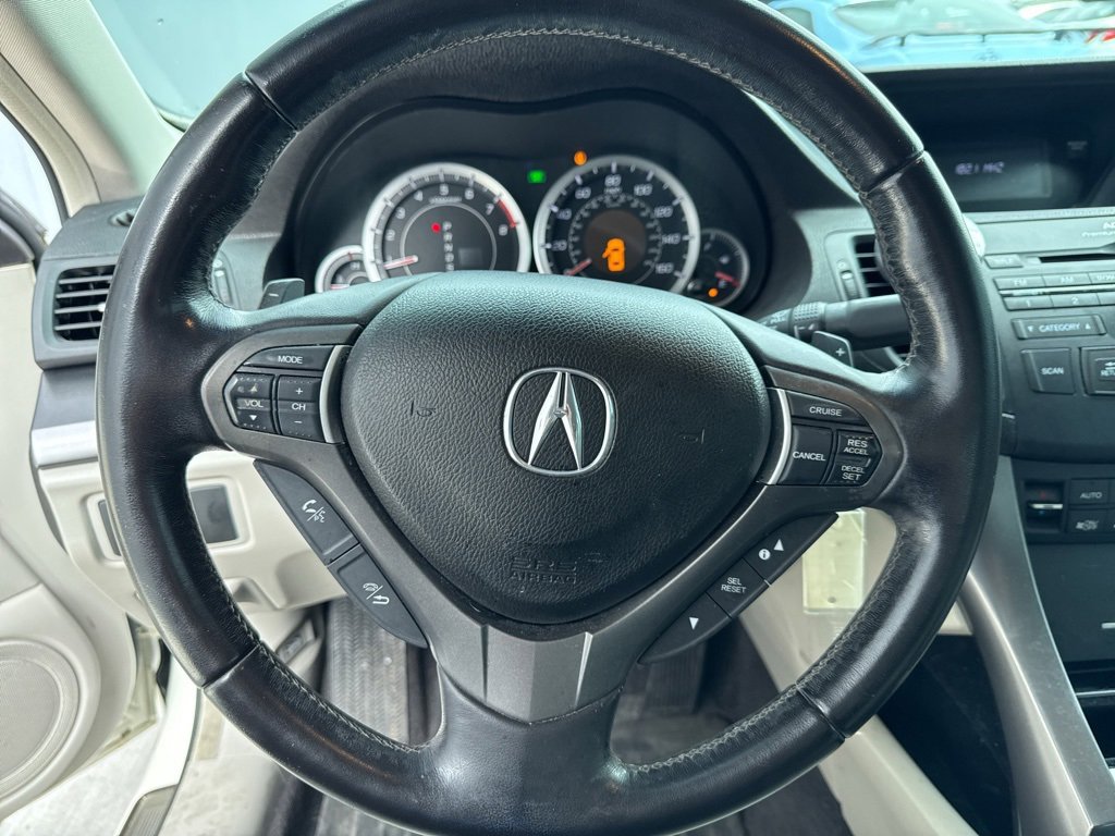 Used 2011 Acura TSX Sedan image 3