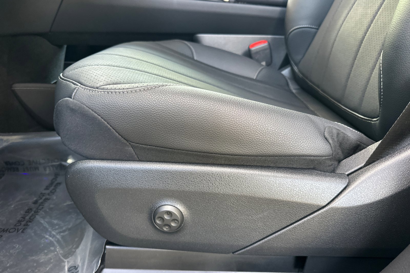 New 2025 Mercedes-Benz EQE 350+ 4MATIC SUV image 14