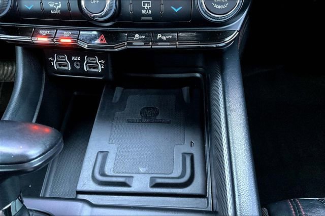 Used 2023 Dodge Durango R/T AWD/4WD image 15