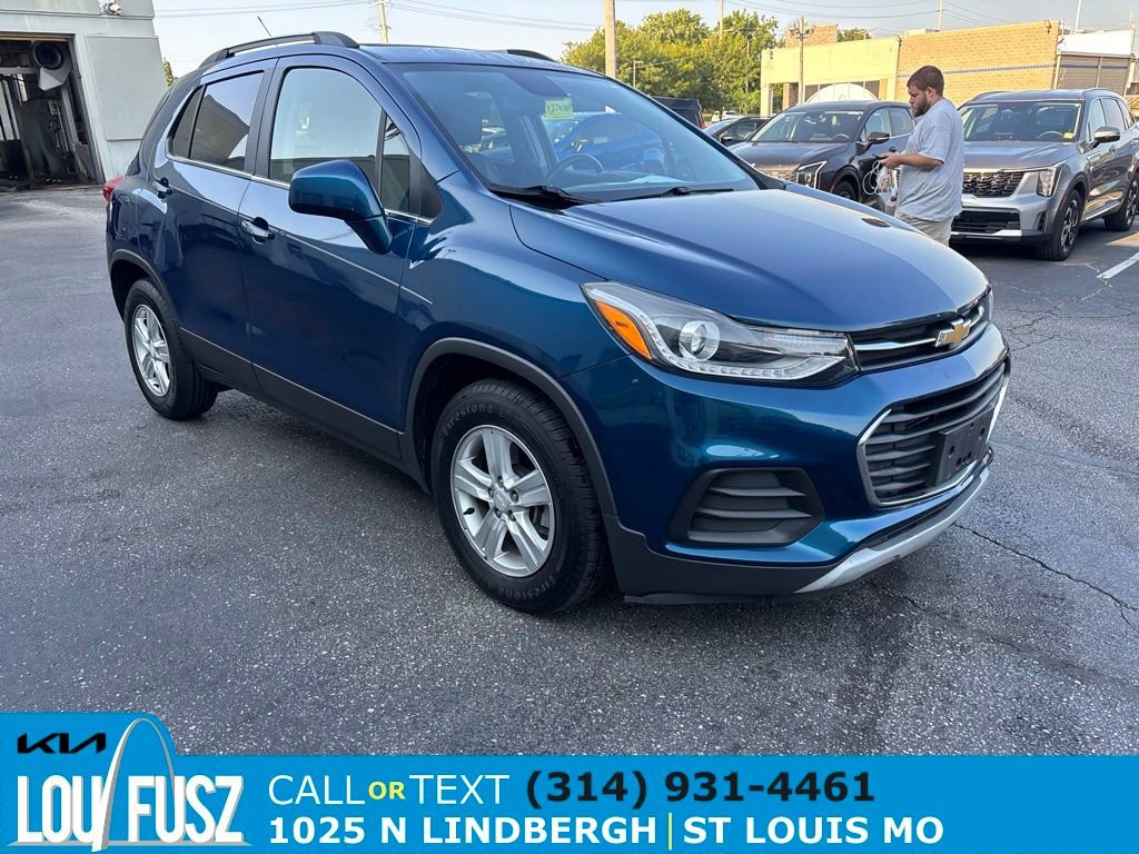 Used 2019 Chevrolet Trax LT w/ Sun & Sound Package
