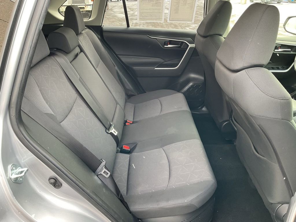 Used 2020 Toyota RAV4 XLE w/ Convenience Package image 20