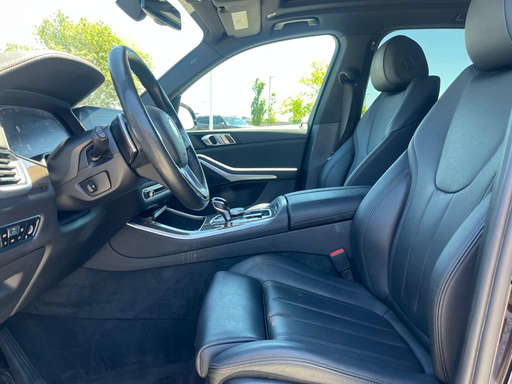 Used 2022 BMW X5 xDrive40i w/ Premium Package AWD/4WD image 14
