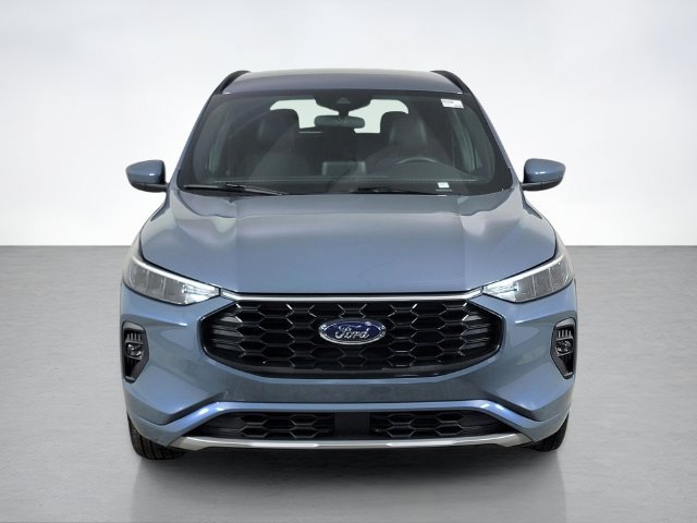 Certified 2023 Ford Escape ST-Line Select AWD/4WD image 8