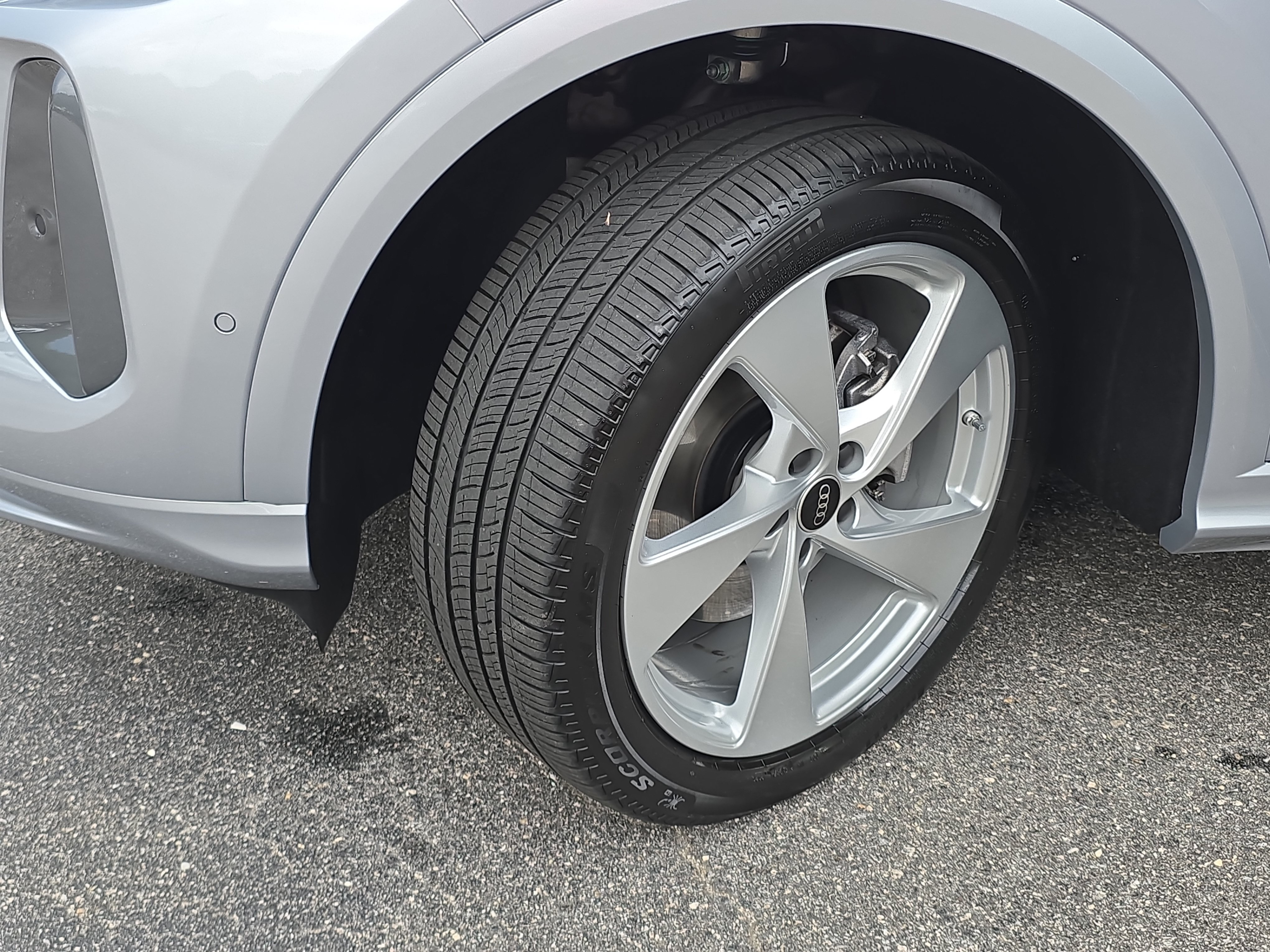 Certified 2025 Audi Q5 Premium Plus w/ Premium Plus AWD/4WD image 32