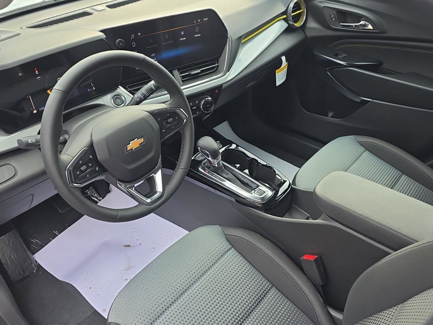 New 2025 Chevrolet Trax LT w/ Driver Confidence Package image 11