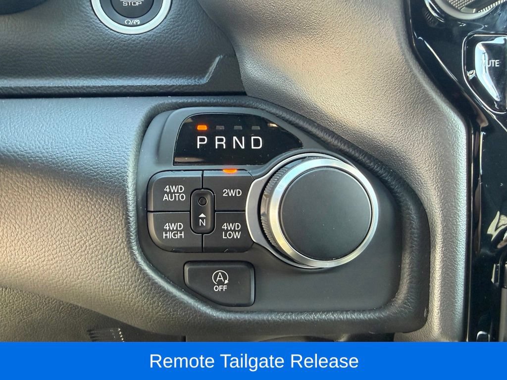 Used 2025 RAM 1500 Big Horn AWD/4WD image 28