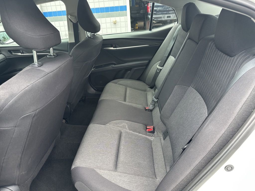 Used 2025 Toyota Camry LE image 11