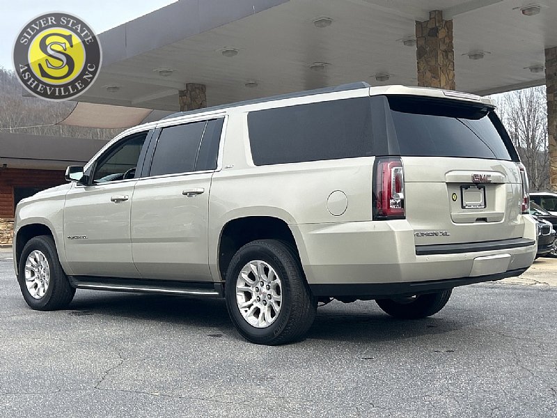 Used 2017 GMC Yukon XL SLT image 4
