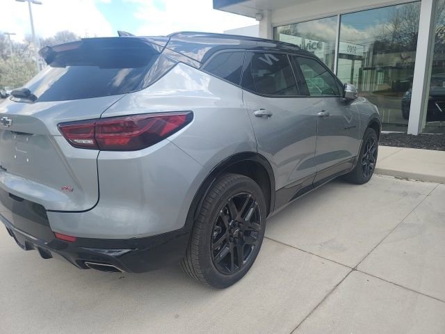 Used 2023 Chevrolet Blazer RS w/ Driver Confidence II Package image 5