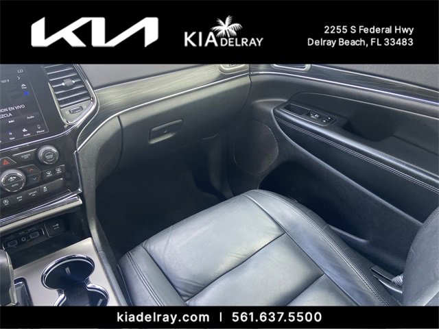 Used 2019 Jeep Grand Cherokee Limited image 13