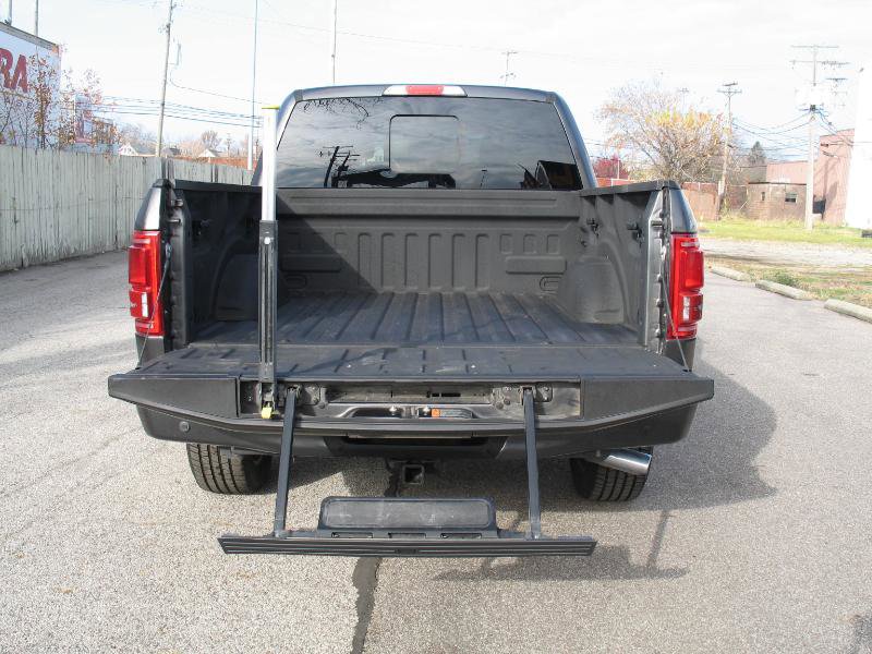 Used 2016 Ford F150 Platinum w/ Equipment Group 701A Luxury image 11