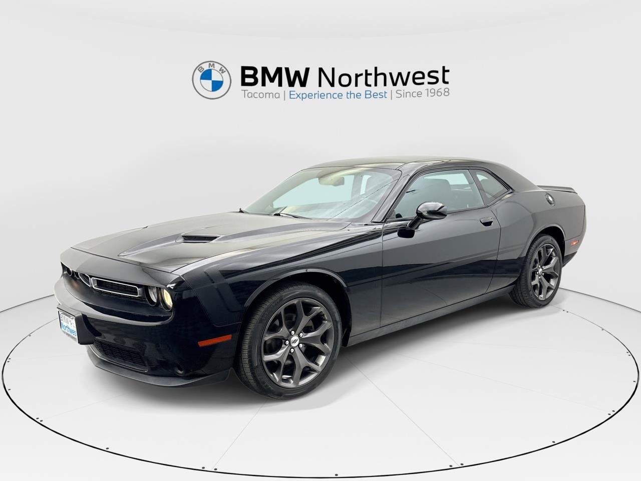 Used 2017 Dodge Challenger SXT