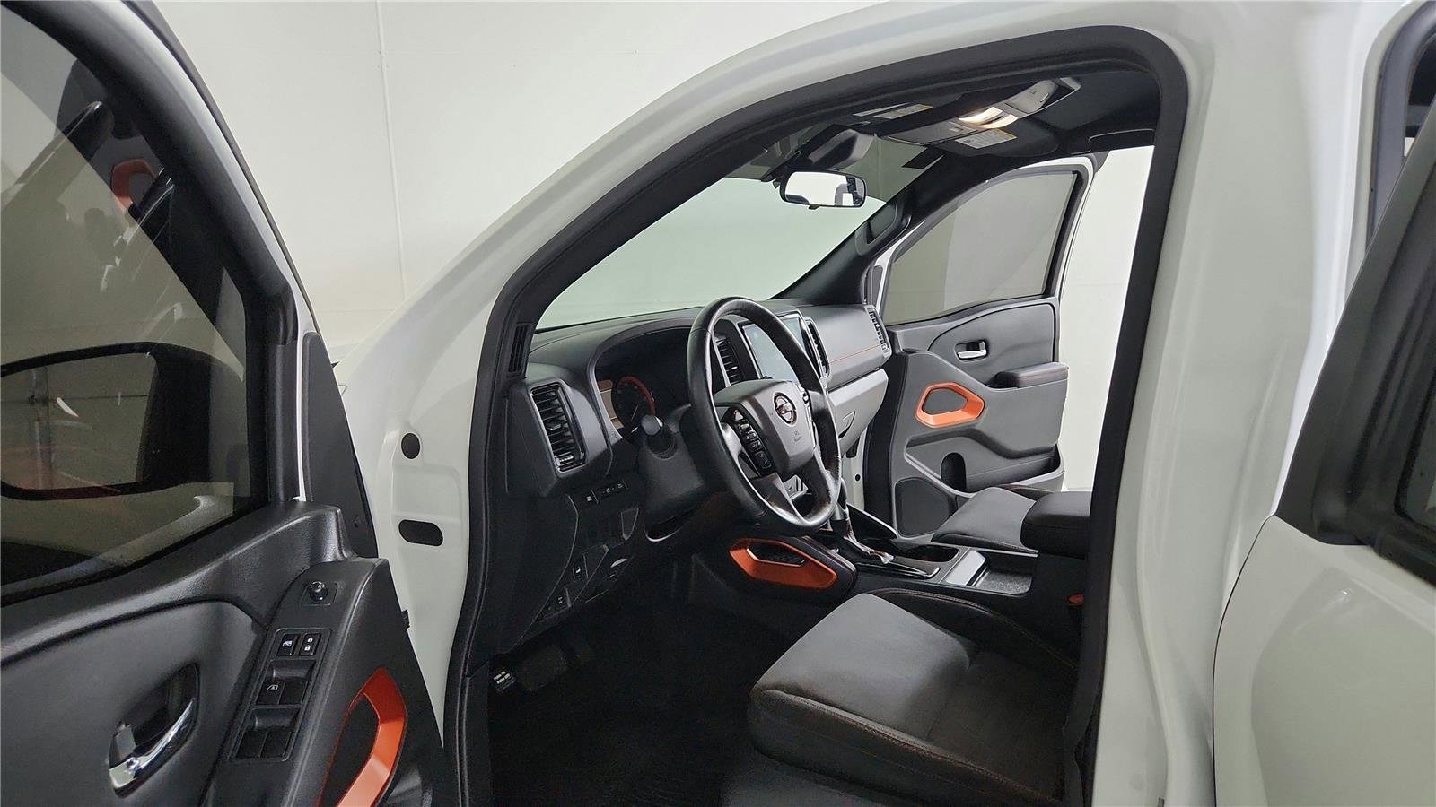 Used 2022 Nissan Frontier PRO-4X w/ Off-Road Protection Package image 14