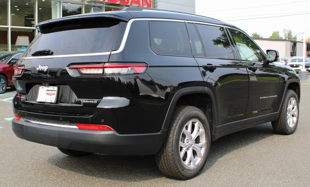 Used 2022 Jeep Grand Cherokee L Limited image 6